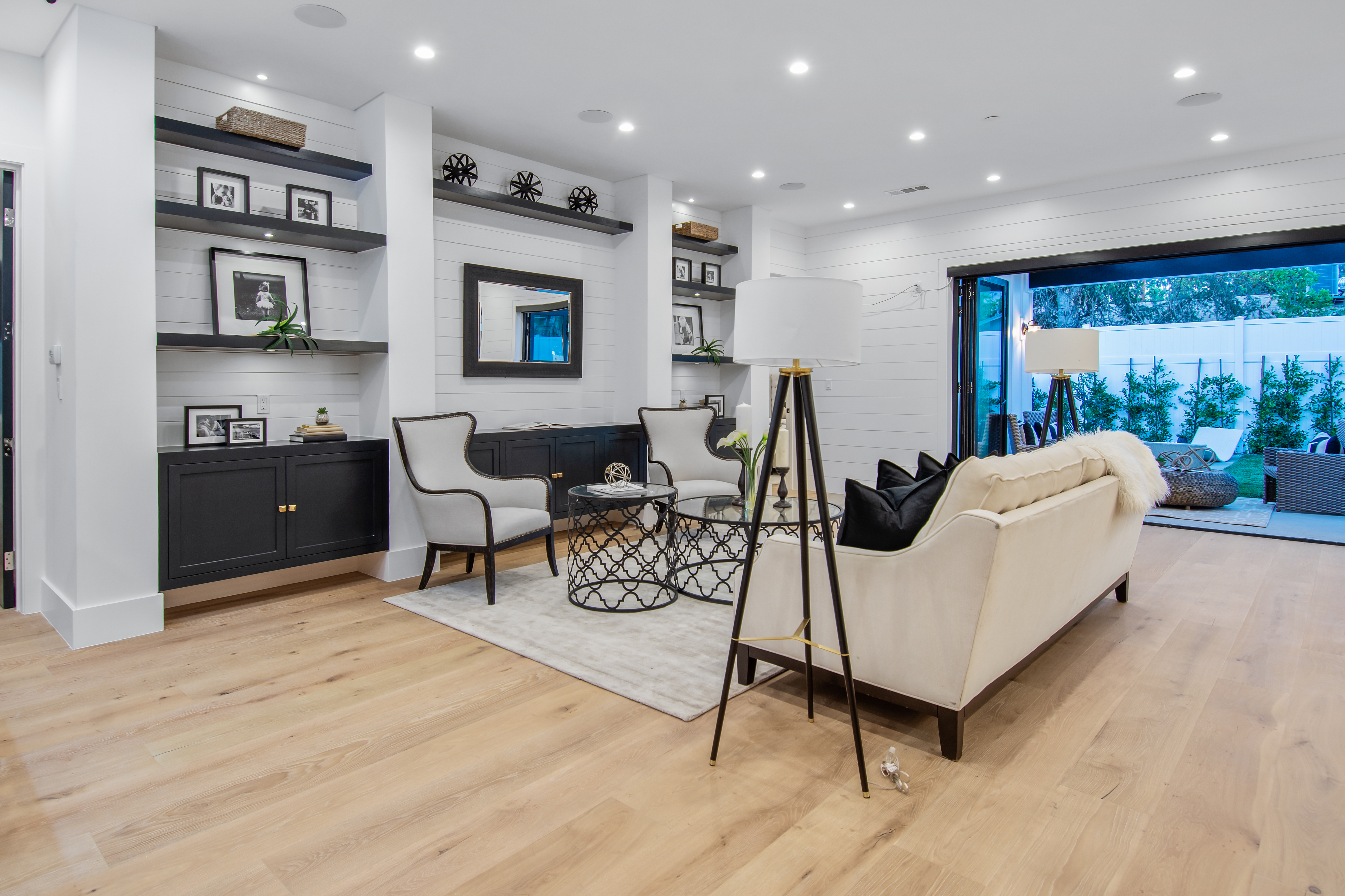 Custom home remodeling example 22