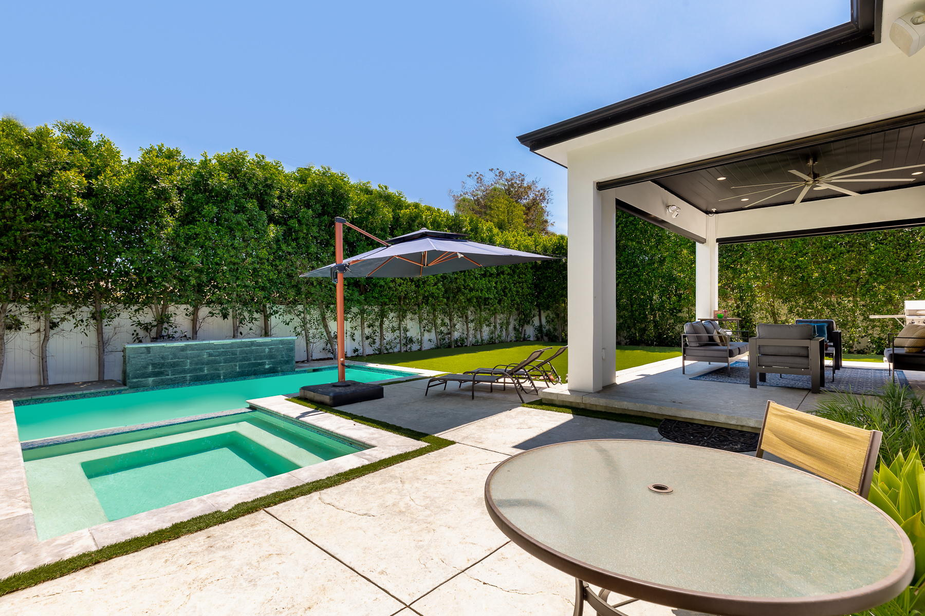 Swimming Pool Installation in Ontario